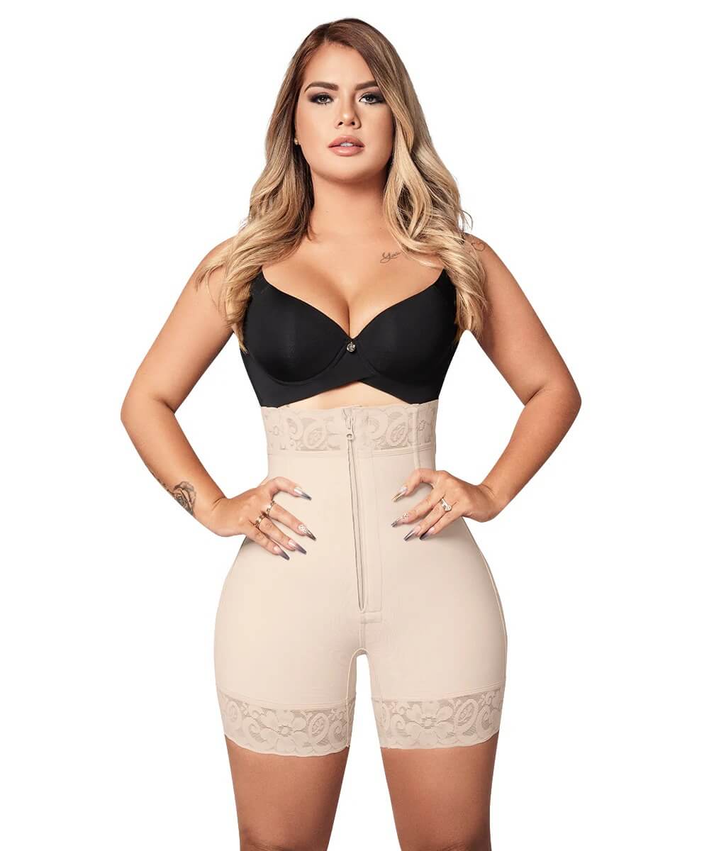 Shorts (High Waisted Shorts • Center Zipper •Beige •Black ) ( Ref. O-070 / O-071 )