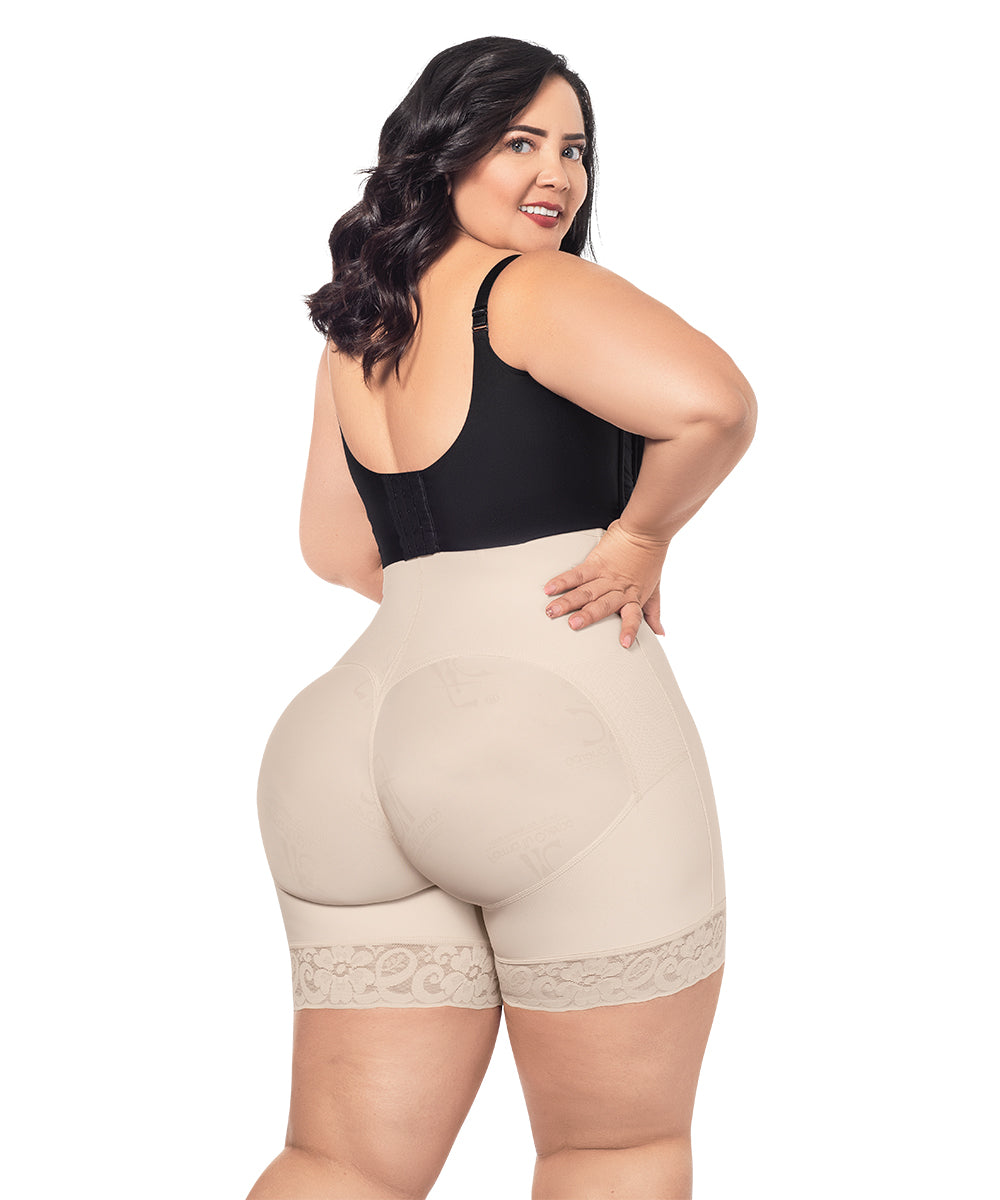 Shorts (High Waisted Shorts • Center Zipper •Beige •Black ) ( Ref. O-070 / O-071 )